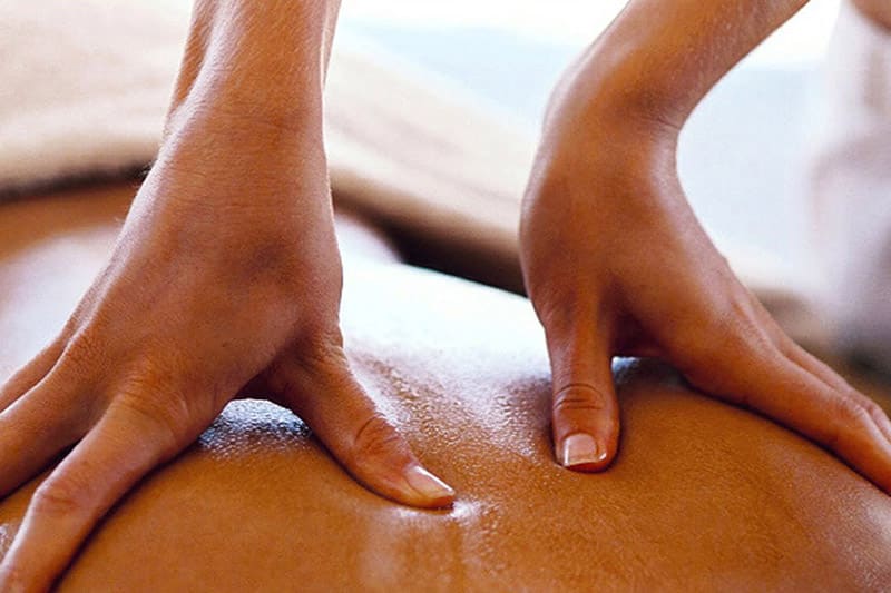 Myrthe Oudejans - therapeutische massages bij Jasperse Praktijkencentrum